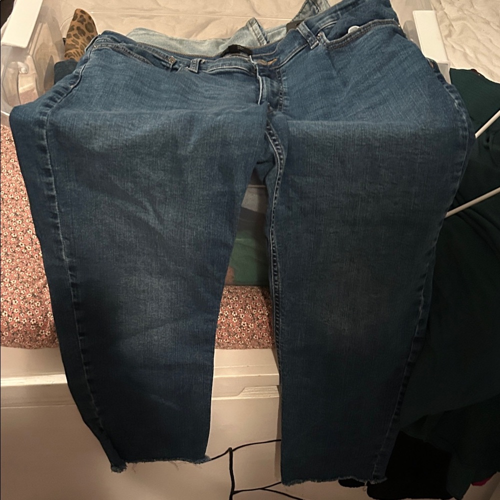 Banana Republic Mid-Rise Slim Jeans in Blue